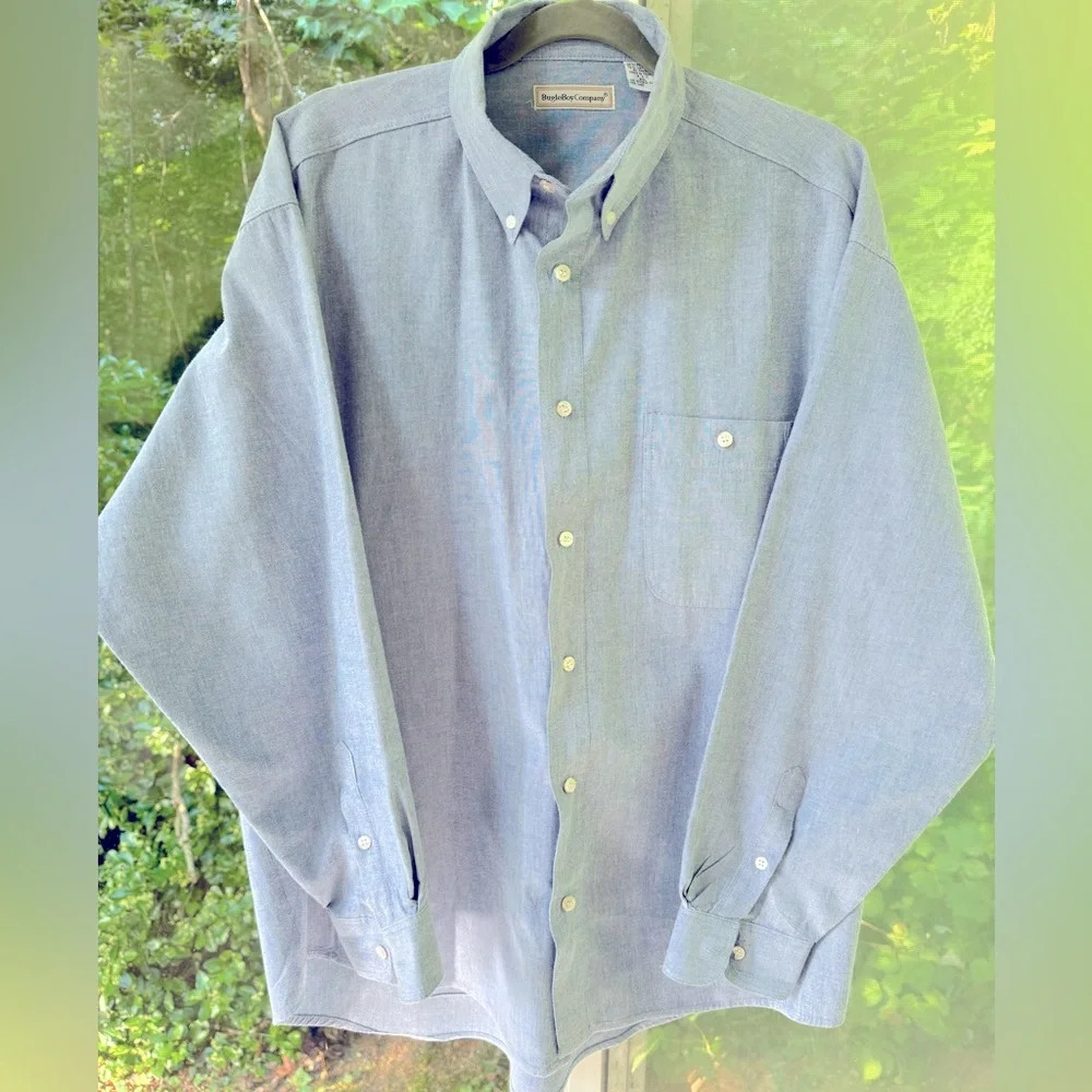 Men’s BugleBoy Company XXL Vintage blue denim collared button down front & 1 poc